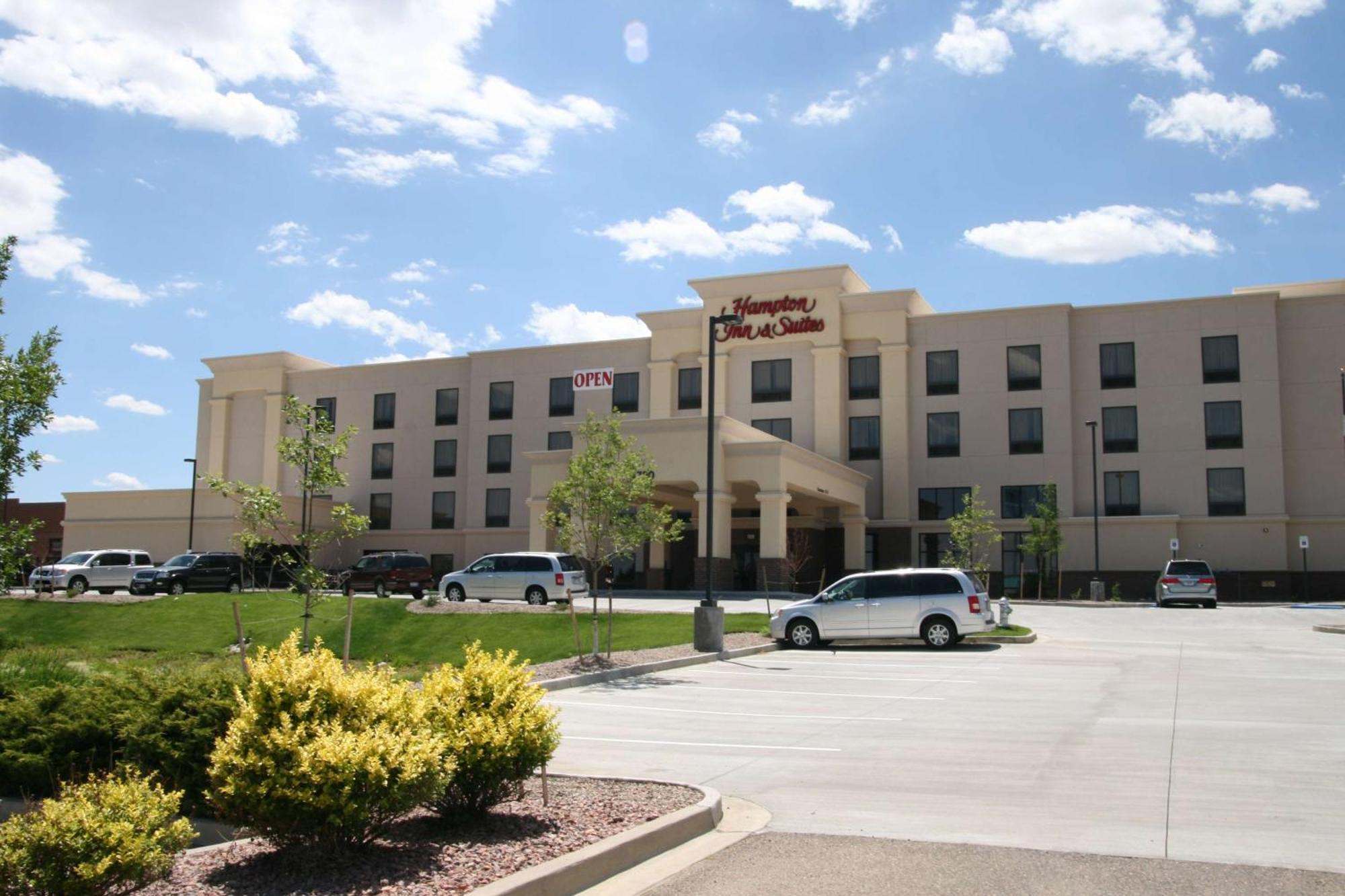 Hampton Inn And Suites Pueblo/North Exterior photo